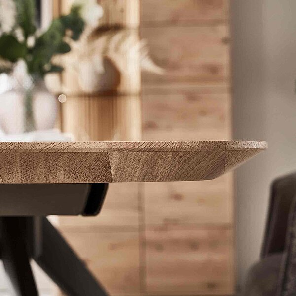 Massivholz-Tischplatte | Dänisch oval mit schweizer Kante